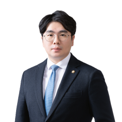 형사전문 김민수